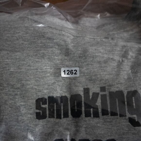 Fruit of the Loom Smoke-Free Zone 2000S Y2K Tee Canada - Picture 8 of 8